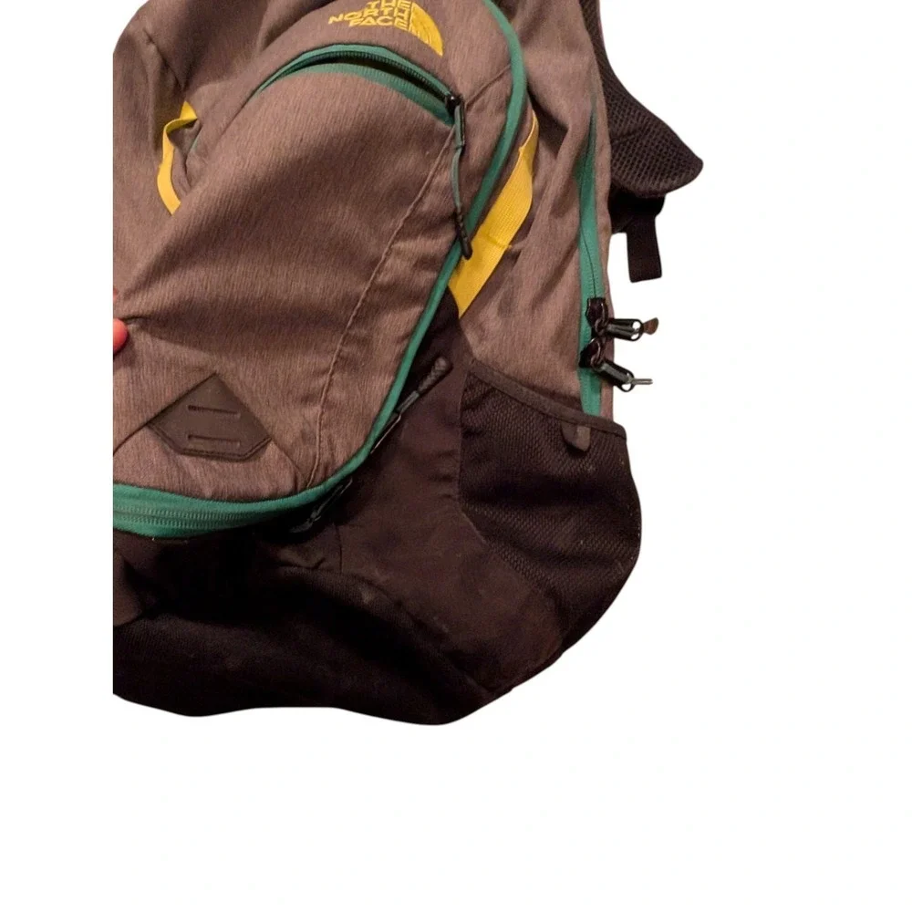 North‎ Face Pivoter Backpack, Gray.
